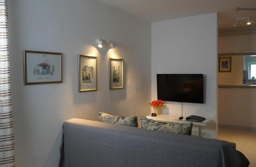 Njivice Apartment | Apartments Marja