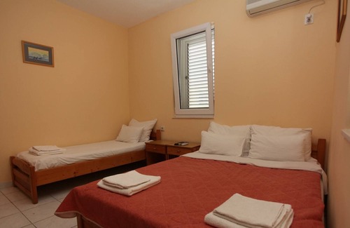 Maini House | Apartments Memidz