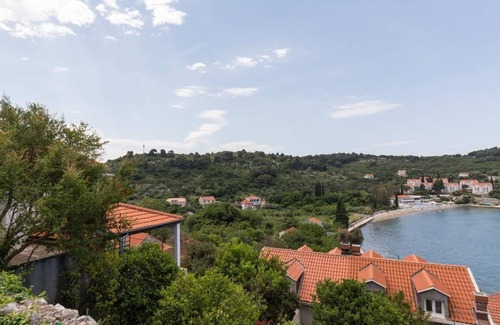 Kolocep Island Apartment | Apartments Miskovic - One Bedroom Apartment with Balcony and Sea view (Middle)