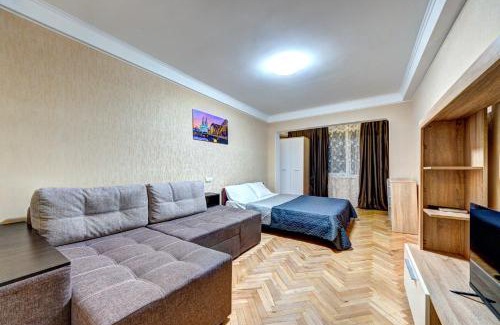 Pechers'kyi District Apartment | Apartments near Ocean Plaza Druzhby Narodov Boulevard 8a