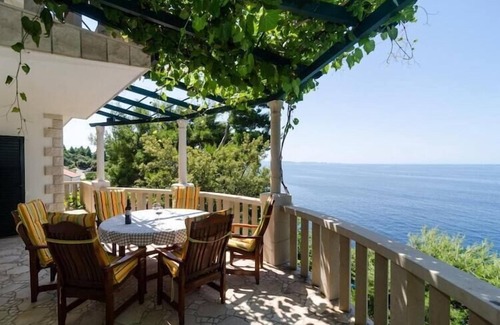 Orebic Apartment | Apartments Plavac Mali- Three Bedroom Apartment with Terrace and Sea View