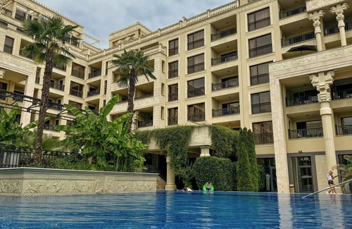 Golden Sands Apartment | Apartments pool view in Golden Sands