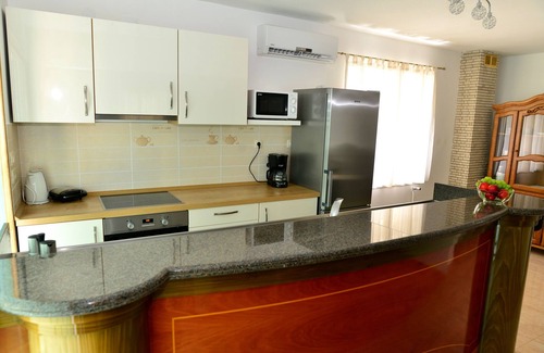 Milcetici Apartment | Apartments REA * 4 + 2 air conditioning