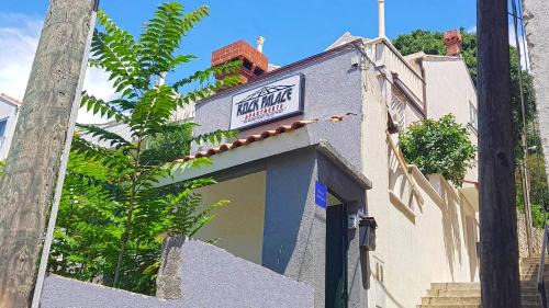 Gornji Kono Apartment | Apartments Rock Palace