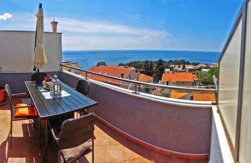 Gornji Kono Apartment | Apartments Rock Palace