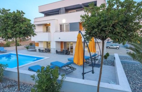 Zrce Apartment | Apartments & Rooms Villa Casia