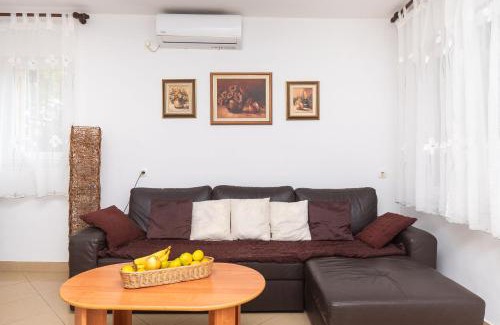 Rogoznica Apartment | Apartments Sara