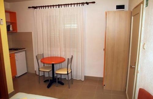 Vrpolje Apartment | Apartments Sini