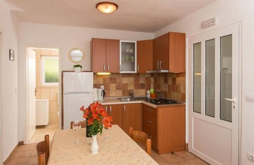 Drace Apartment | Apartments Stipo - Comfort Two Bedroom Apartment with Balcony and Sea View (A2)