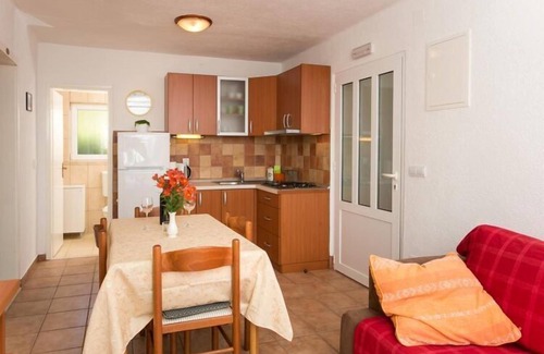 Drace Apartment | Apartments Stipo - Comfort Two Bedroom Apartment with Balcony and Sea View (A2)