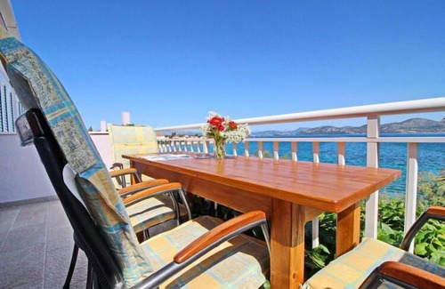 Drace Apartment | Apartments Stipo - Comfort Two Bedroom Apartment with Balcony and Sea View (A2)