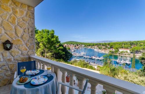 Vrboska Apartment | Apartments Vila Jelka