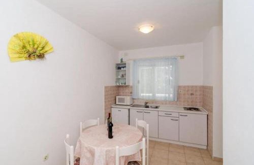 Orebic Apartment | Apartments Villa Dinga - Borak - Standard One Bedroom Apartment with Balcony and Sea View No 3