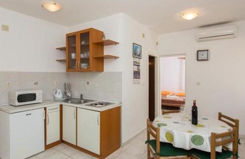 Orebic Apartment | Apartments Villa Dinga - Borak - Comfort One Bedroom Apartment with Balcony and Sea View No 4