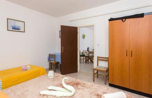 Orebic Apartment | Apartments Villa Dinga - Borak - Comfort One Bedroom Apartment with Balcony and Sea View No 4