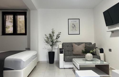 Maini Apartment | Apartments Villa Stefan