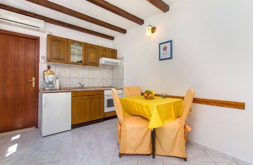 Milna (Brac) Apartment | Apartments Vojka (34581-A1) - Milna - island Brac
