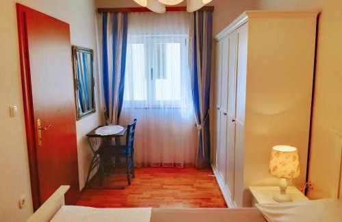 Gradac Apartment | Apartments Vrisak