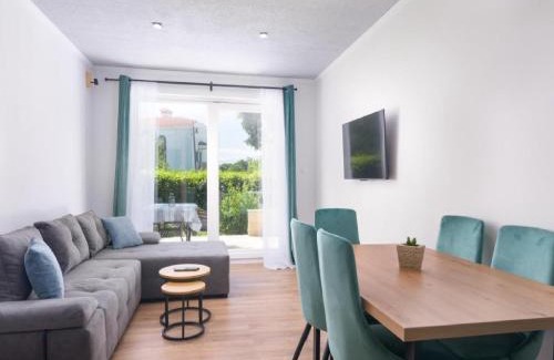 Kastel Stafilic Apartment | Apartments Vujina - One Bedroom apartment and Balcony