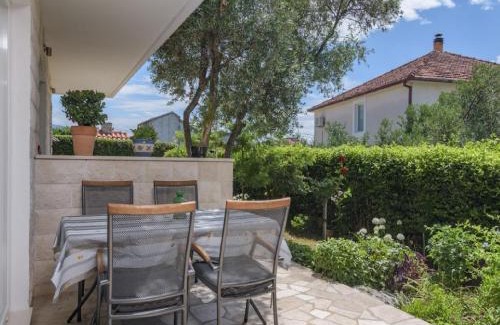 Kastel Stafilic Apartment | Apartments Vujina - One Bedroom apartment and Balcony