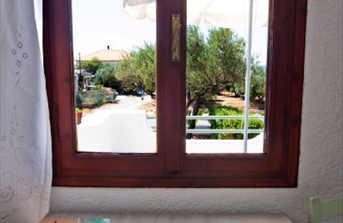 Ferma Apartment | Apartments with garden view1