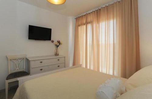 Kastel Gomilica Apartment | Apartments with parking space Kastel Gomilica, Kastela - 20245
