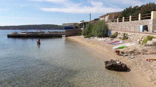 Barbat na Rabu Apartment | Apartments with parking space Barbat, Rab - 22863