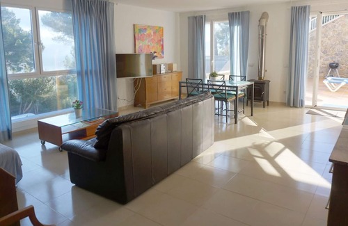 Soller House | Apartments with swimmingpool, terrace and stunning views over the Port de Soller