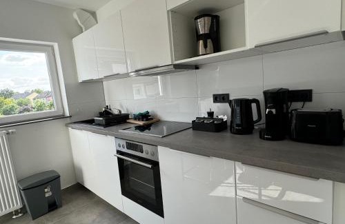 Schonnebeck Apartment | Aparts House - Balkon - Free Parking- WiFi - Kitchen