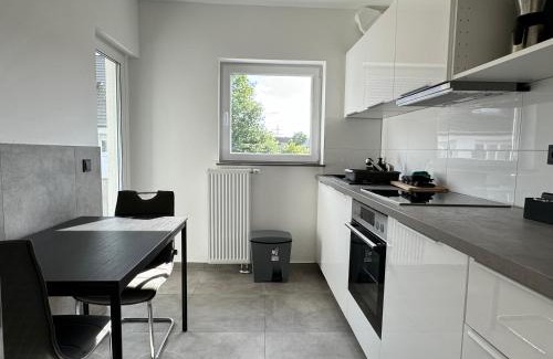 Schonnebeck Apartment | Aparts House - Balkon - Free Parking- WiFi - Kitchen