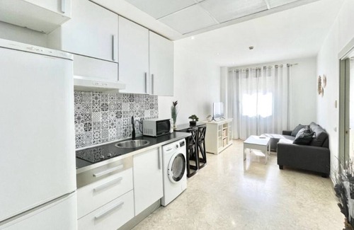 Bormujos Apartment | Apartsur® Piscina, Parking, Wifi y Mucho Mas!