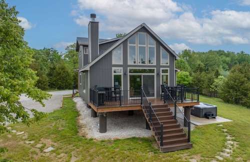 Innsbrook Ski Chalet | Apfel Haus by Innsbrook Vacations!