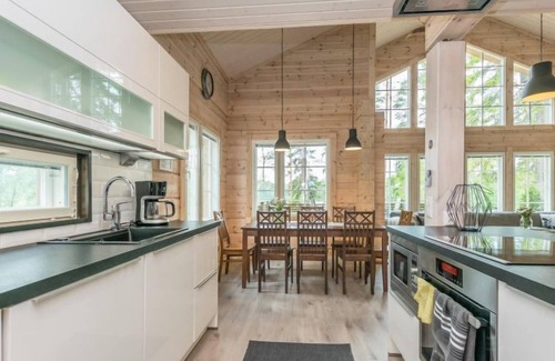 Kuorevesi House | Apilan Rauha by Interhome