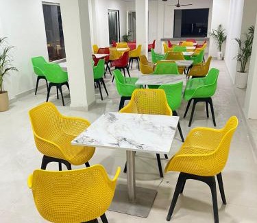 Gurugram Hotel | Apna Homes Stay & Hotel I Gurugram I Sector-71