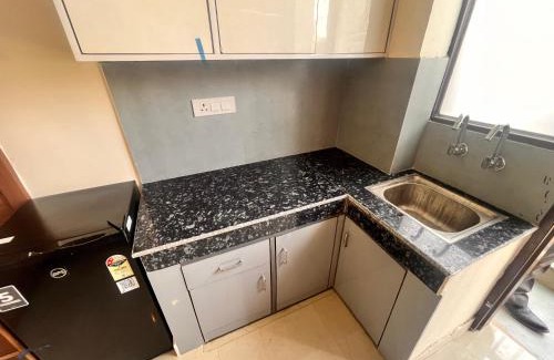 Gurugram Hotel | Apna Homes Stay & Hotel I Gurugram I Sector-71