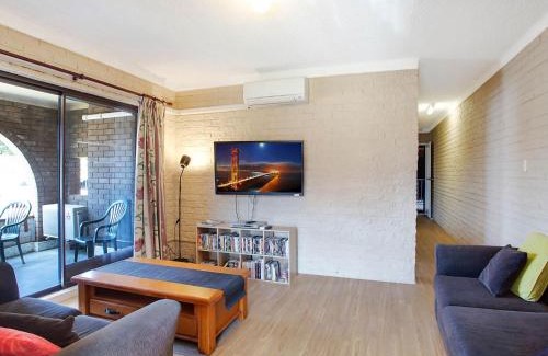 Narooma Apartment | Apollo Unit 12 Ground Floor