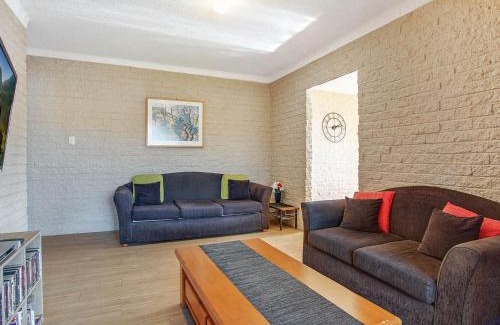Narooma Apartment | Apollo Unit 12 Ground Floor