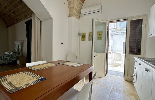 Felline Apartment | App al Castello 1 by Salentoaffitti