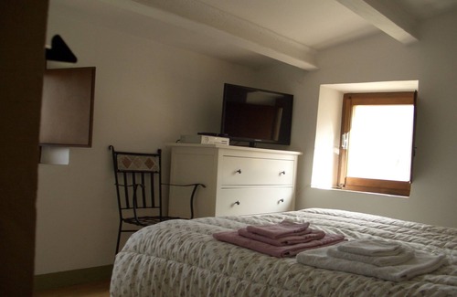 Arcevia Bed & Breakfast | App. IL NIDO - B & B Bosimano, intimate and romantic, completely independent