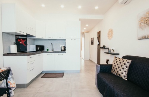 Villaggi Apartment | Appartamento Chiara - Lakeside L&B