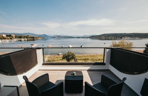 Villaggi Apartment | Appartamento Martina - Lakeside L&B