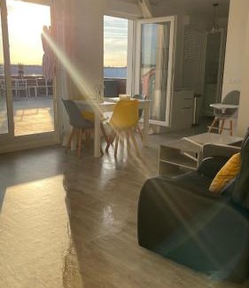 Bezons Apartment | Apparentement proche Paris avec terrasse vue dégagée