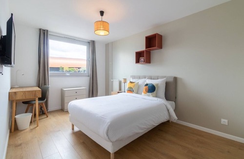 Gambetta Apartment | Appart 9pers#5Bedrooms#La Défense#Balcony