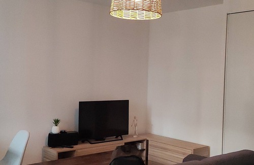 Bron Apartment | Appart de 45 m² Avec Jardin Dans une Résidence Neuve