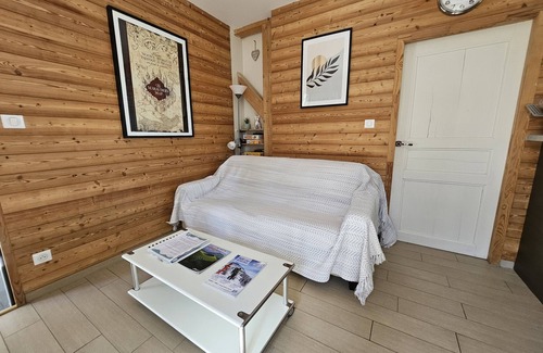 Valbeleix Apartment | Appartement en Rez-de-chaussée à la Montagne, Terrasse Privative