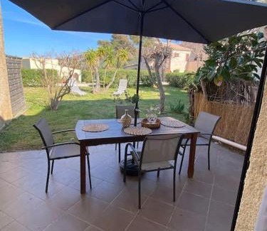 Marine de Saint Ambroggio Apartment | Appart Rez jardin 500 m plage - toutes commodités