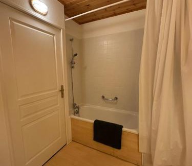 Risoul Apartment | Appart Risoul 1min pistes - PMR 4-6 pers