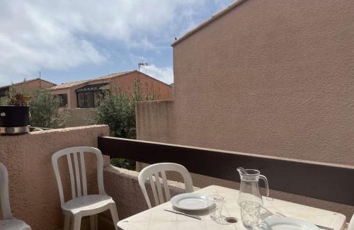Leucate Apartment | Appart Studio mezz 3 couchages PORT LEUCATE NATURISME PL010-731