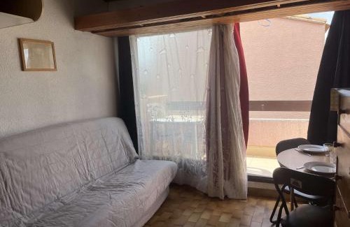 Leucate Apartment | Appart Studio mezz 3 couchages PORT LEUCATE NATURISME PL010-731