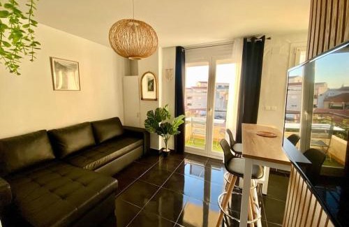 Mediterranee Apartment | Appart T2 Calme - Centre de Canet - Parking - Clim